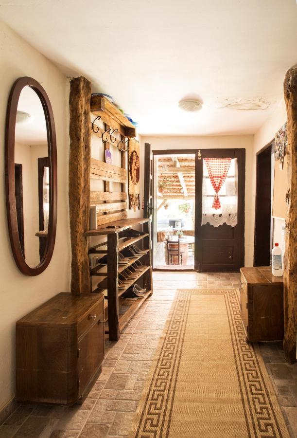 Villa Seosko Domacinstvo „Gabar” Custica Esterno foto