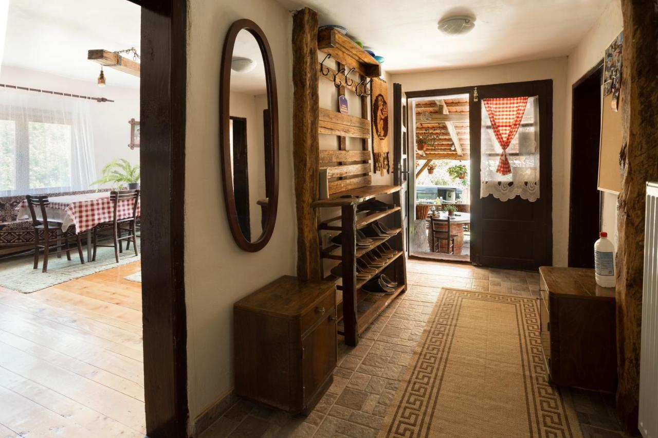 Villa Seosko Domacinstvo „Gabar” Custica Esterno foto