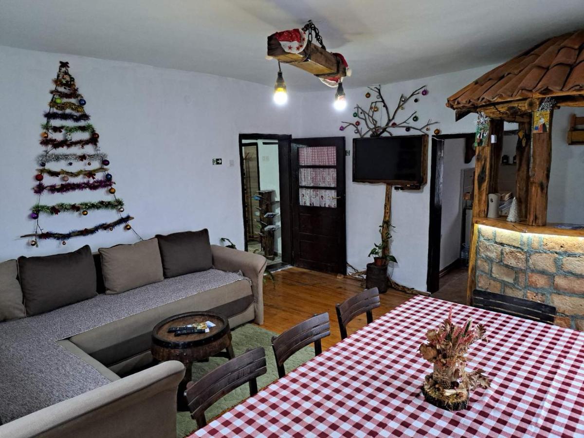 Villa Seosko Domacinstvo „Gabar” Custica Esterno foto